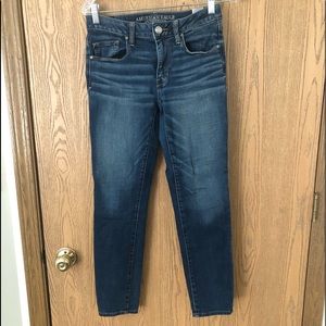 American Eagle skinny jeans